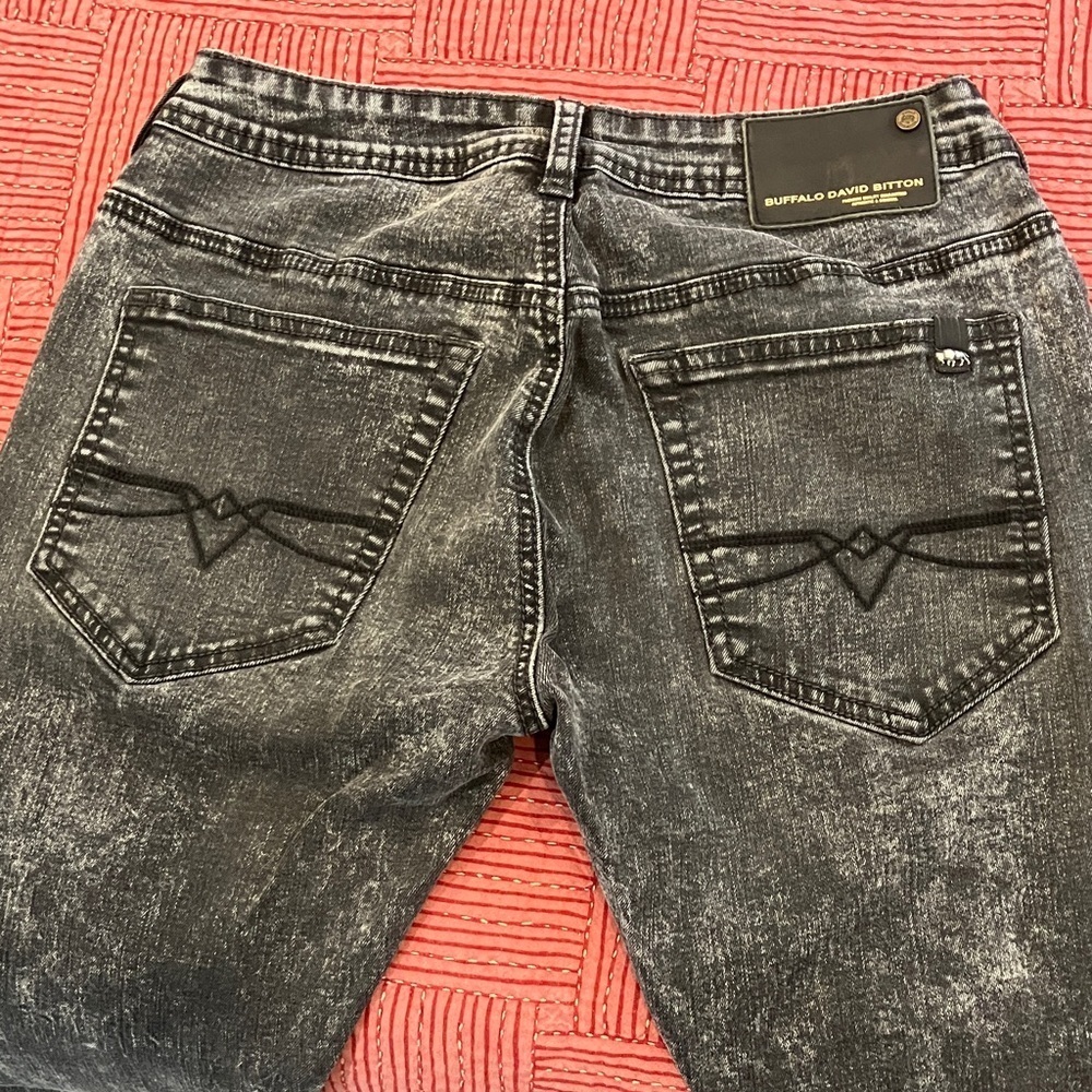 Buffalo David Bitton women’s w28L30.5 Distressed Black straight leg Jeans
